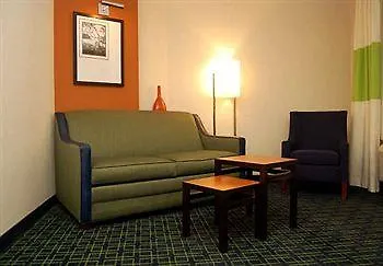 Hotel Fairfield & By Marriott 3*
