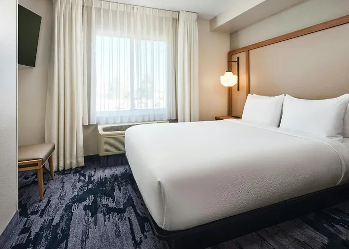 Fairfield & By Marriott 3*