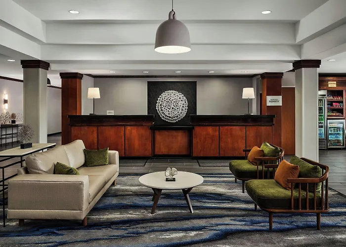 Fairfield & By Marriott Hotel 3*