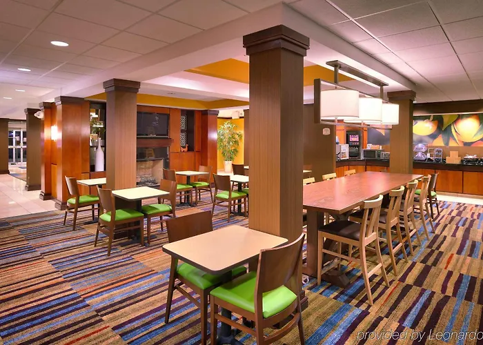 Fairfield & By Marriott Hotel 3*
